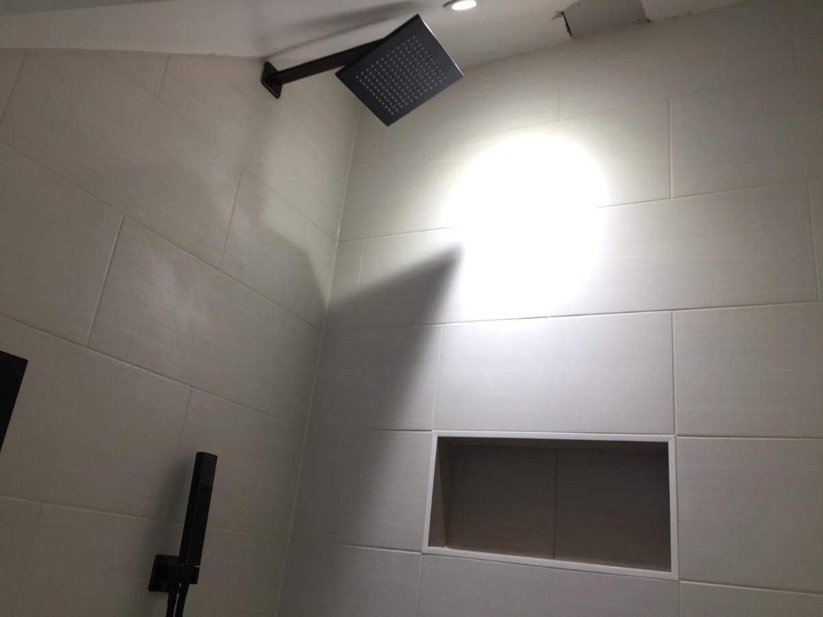Spacious Double Bedrooms Sharing New Bathroom, En-Suite Option Available, Kings Lynn Κινγκς Λιν Εξωτερικό φωτογραφία