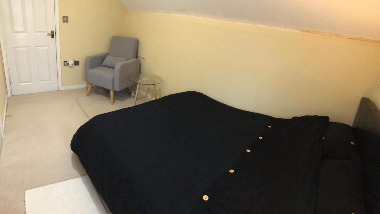 Spacious Double Bedrooms Sharing New Bathroom, En-Suite Option Available, Kings Lynn Κινγκς Λιν Εξωτερικό φωτογραφία